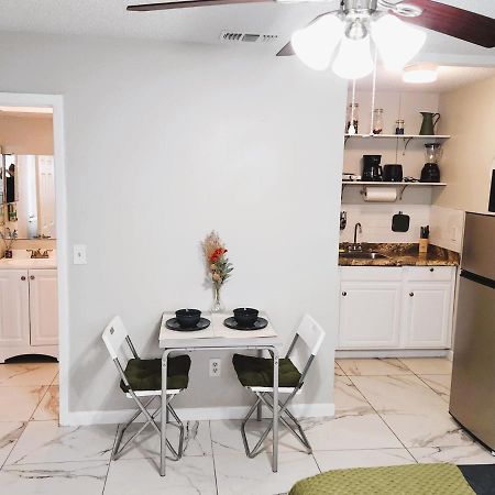 Adorable Mini Suite In Tampa Kültér fotó