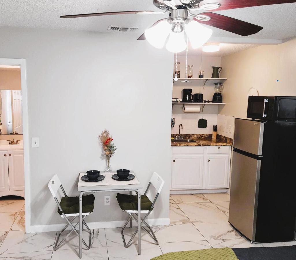 Adorable Mini Suite In Tampa Kültér fotó