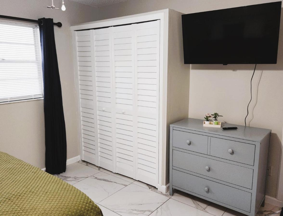 Adorable Mini Suite In Tampa Kültér fotó